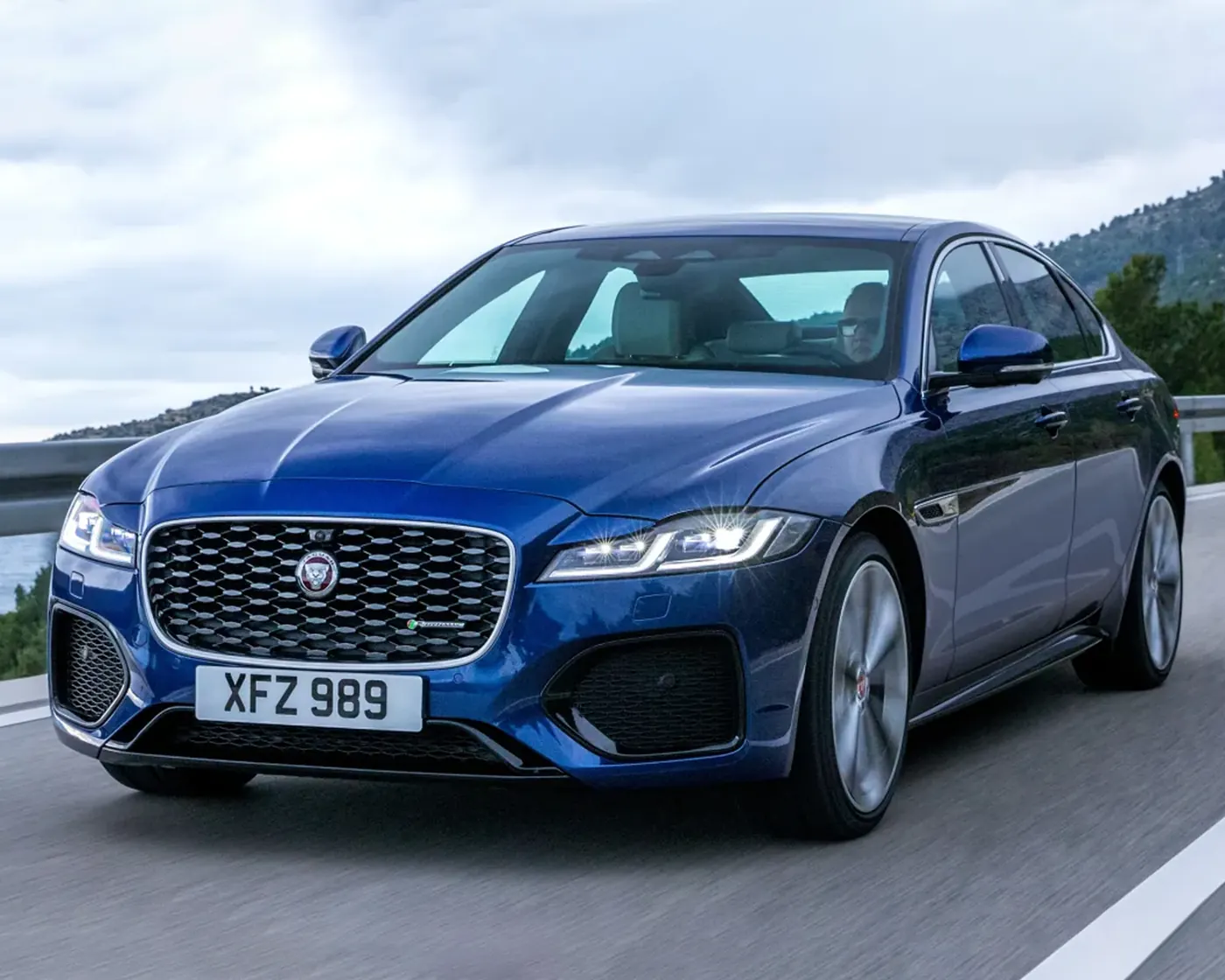 Jaguar XF